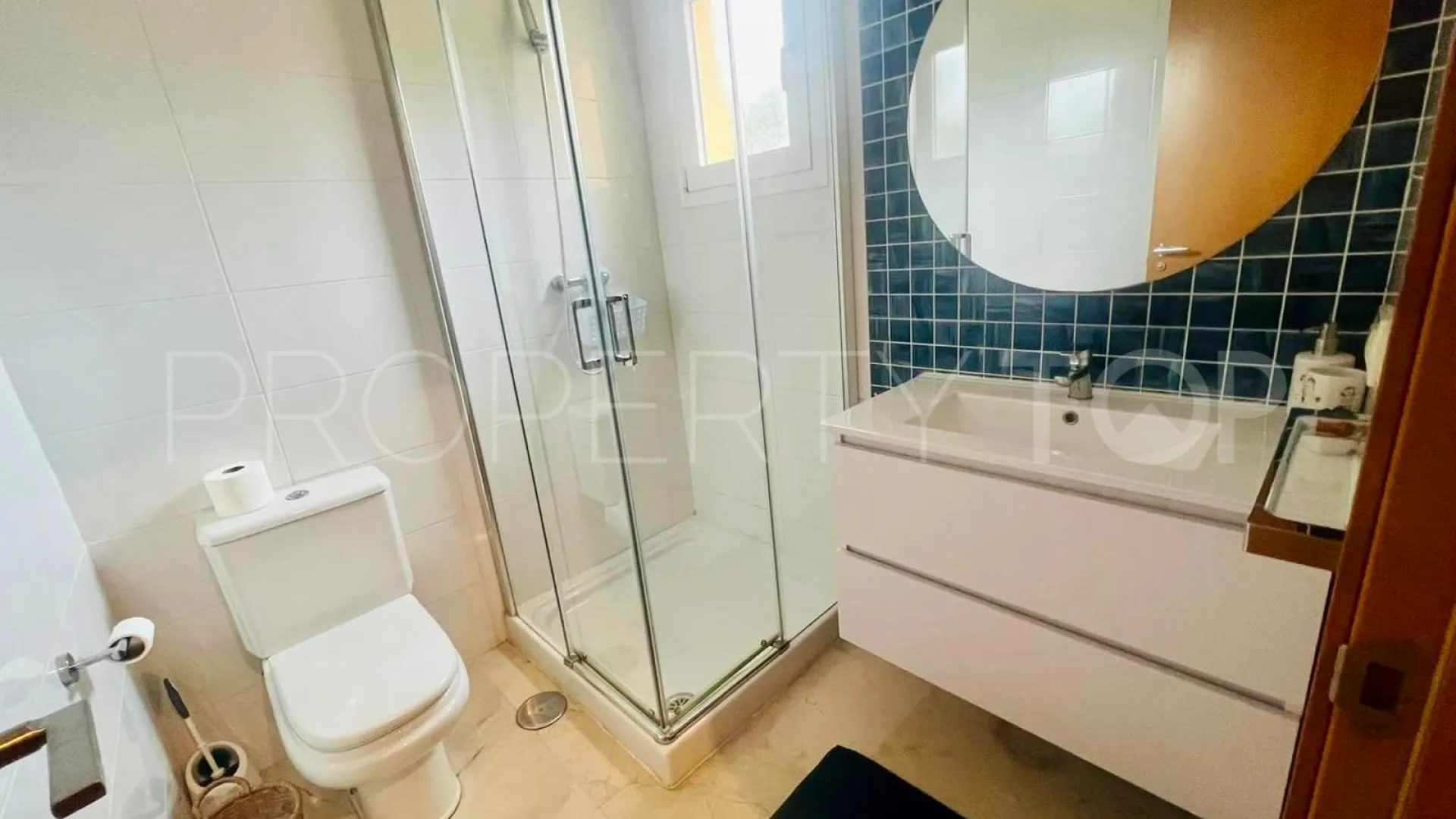 For sale town house in Pueblo Nuevo de Guadiaro