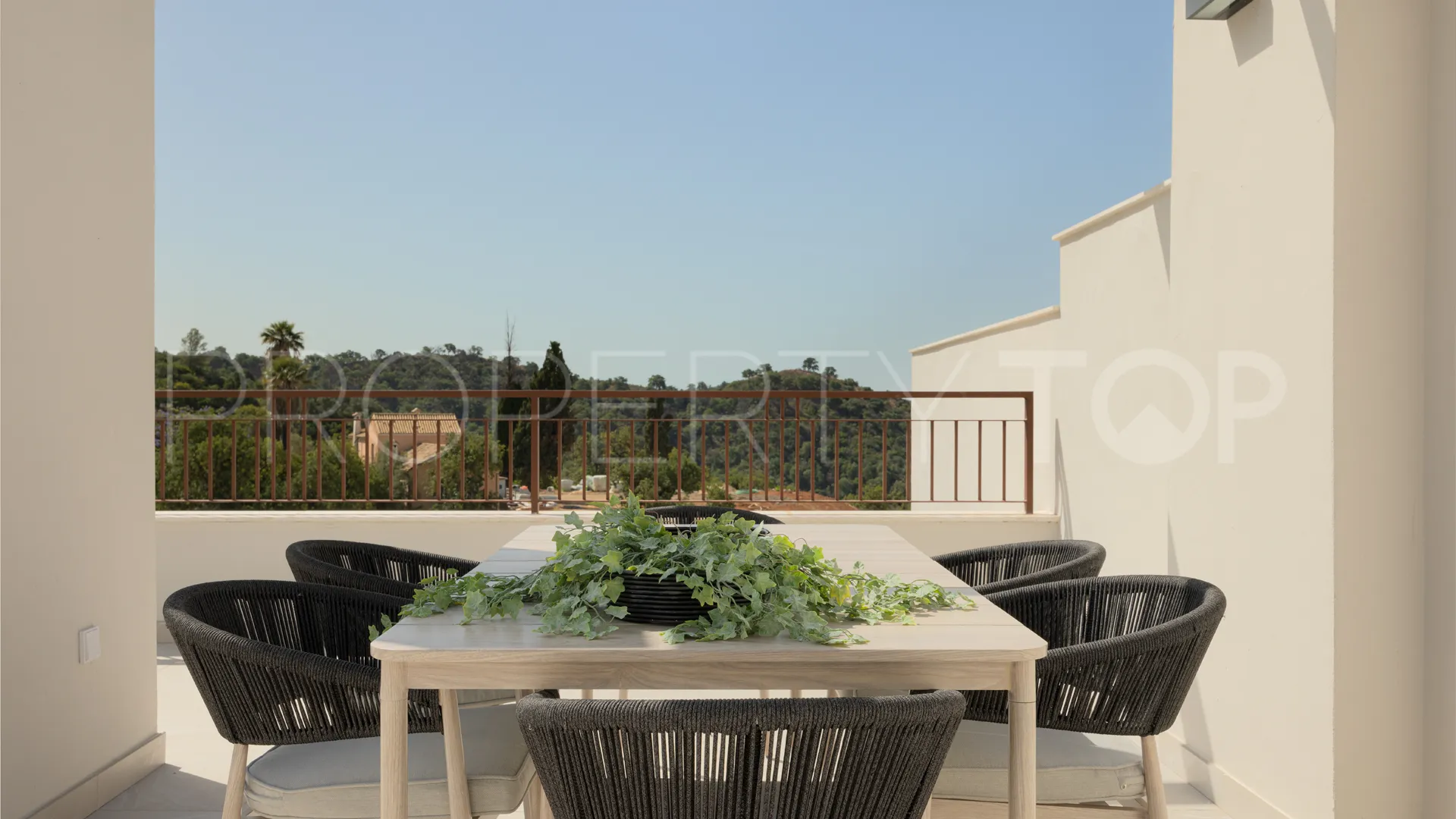 2 bedrooms apartment for sale in Istan