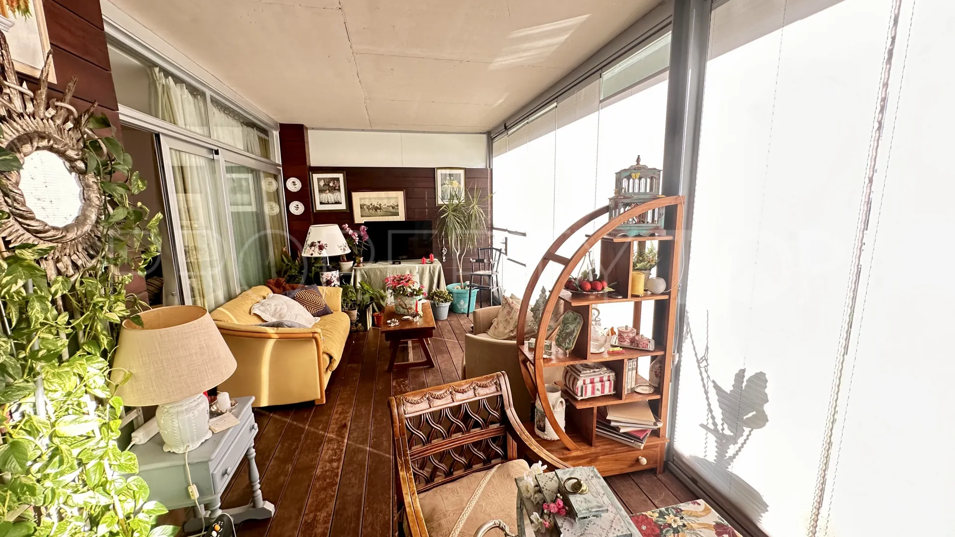 Se vende apartamento planta baja de 1 dormitorio en Chullera