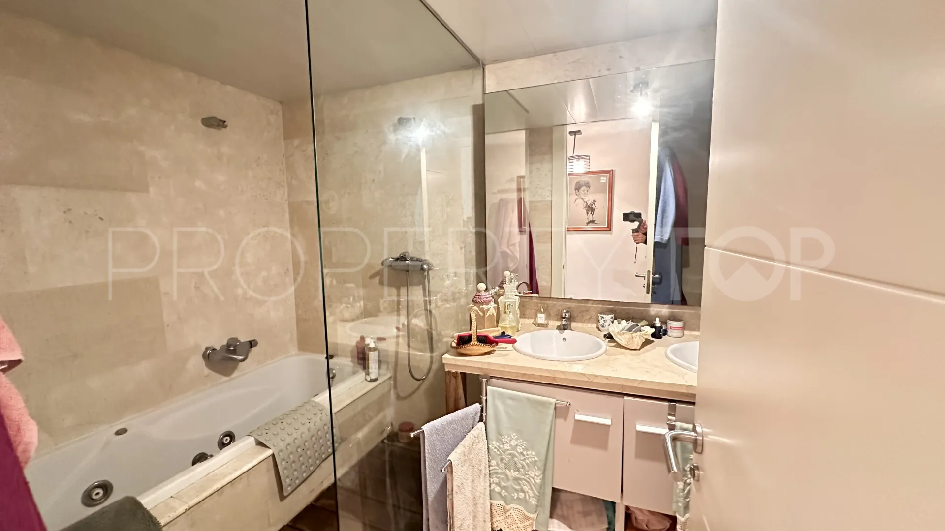Se vende apartamento planta baja de 1 dormitorio en Chullera