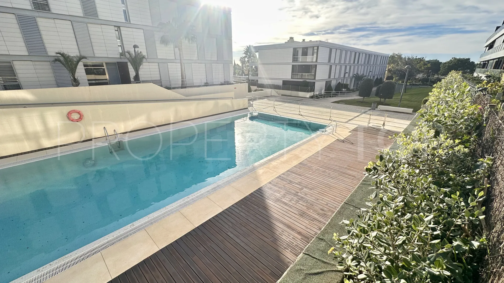 Se vende apartamento planta baja de 1 dormitorio en Chullera