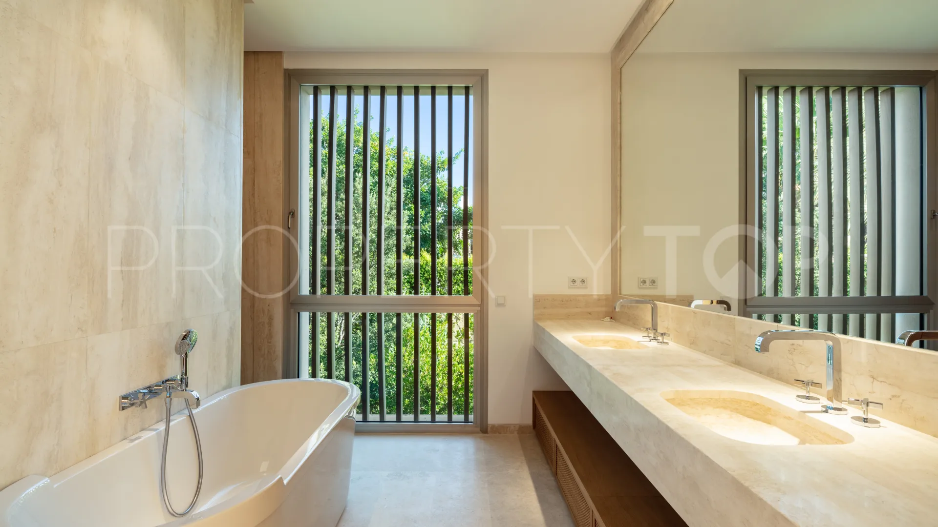 Finca Cortesin, villa con 5 dormitorios en venta