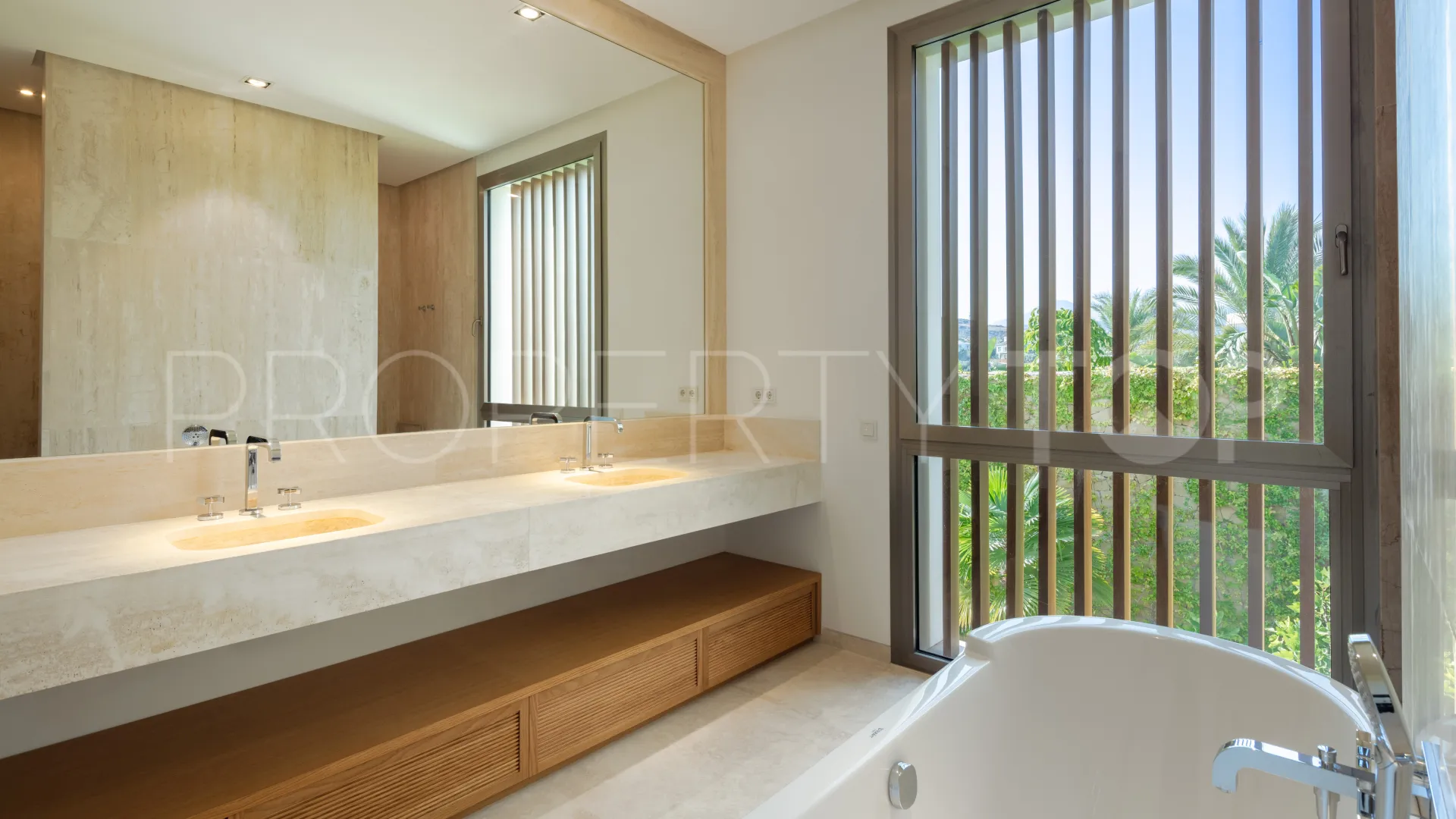 Finca Cortesin, villa con 5 dormitorios en venta