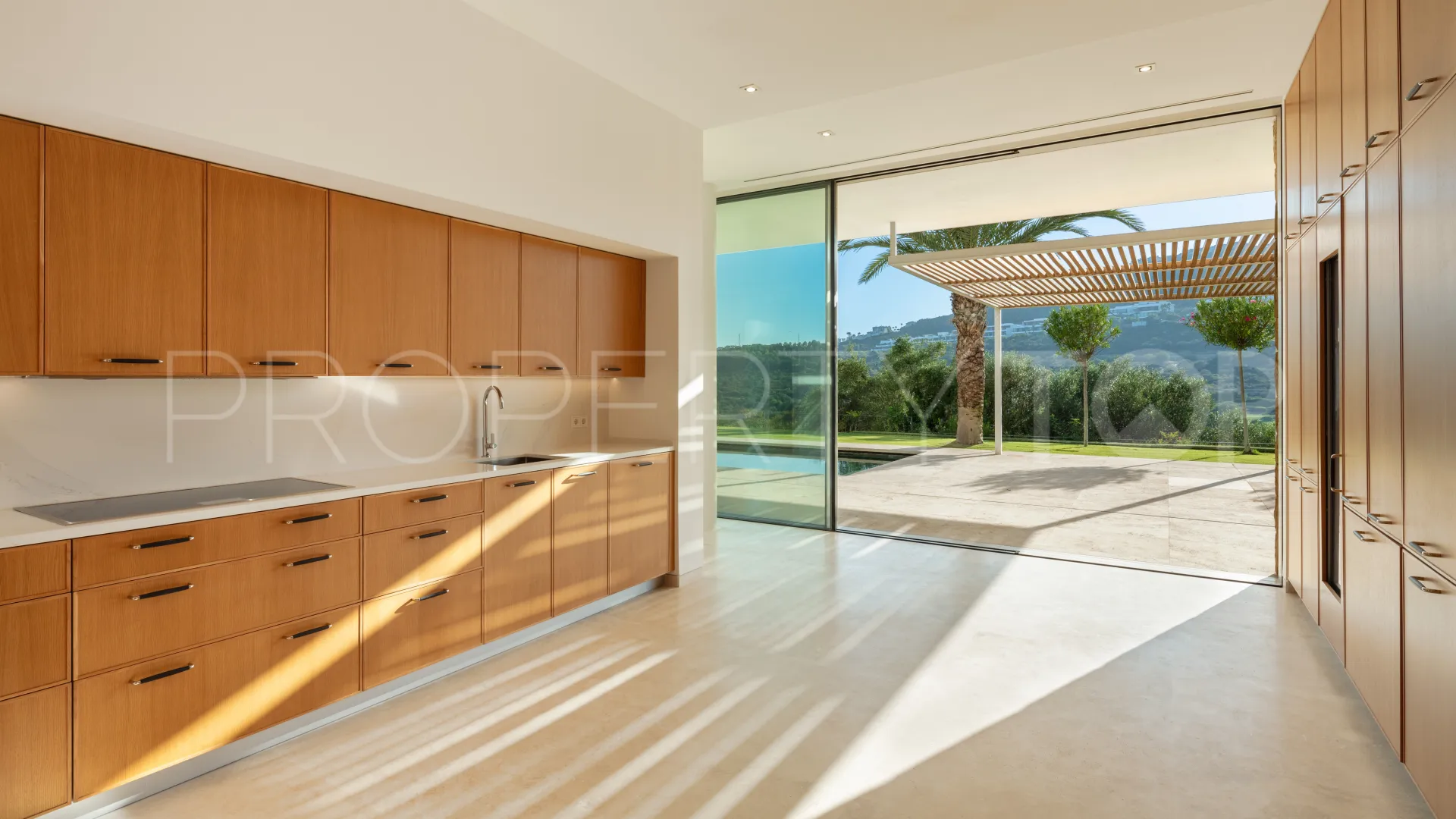 Finca Cortesin, villa con 5 dormitorios en venta