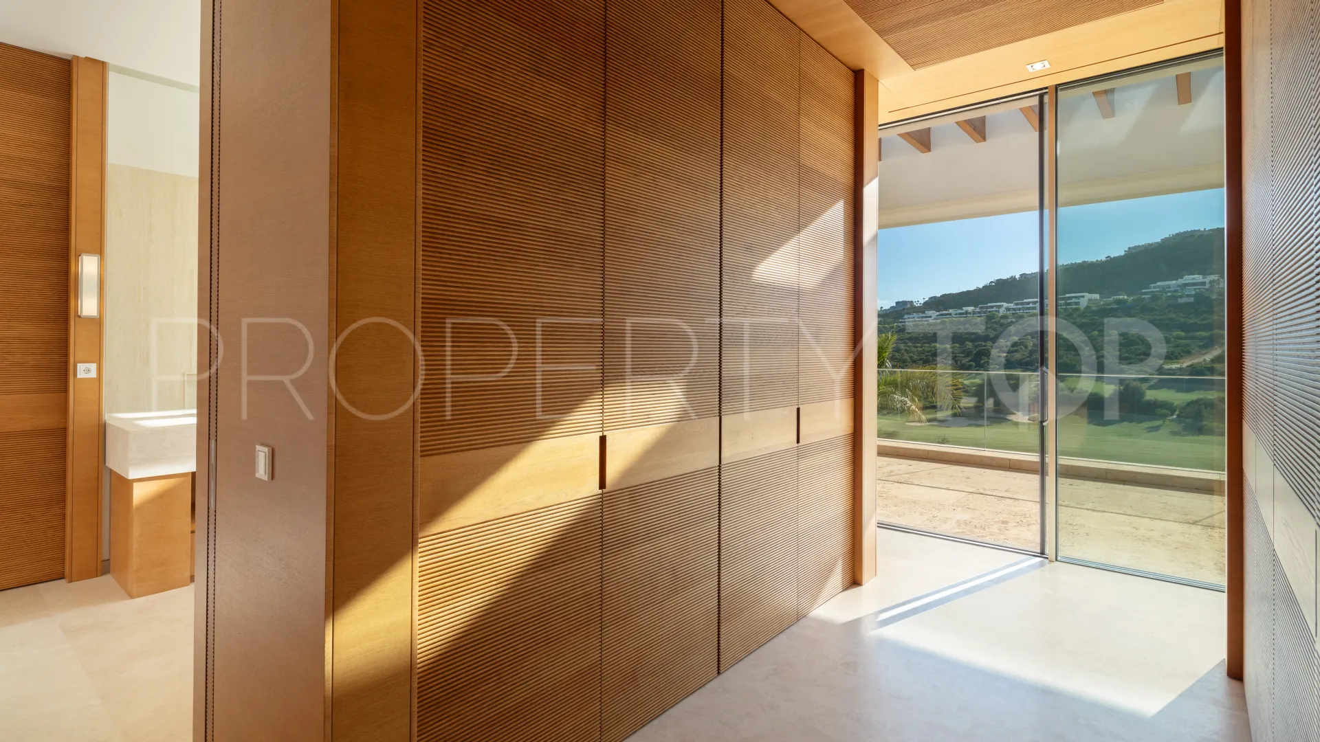 Finca Cortesin, villa con 5 dormitorios en venta
