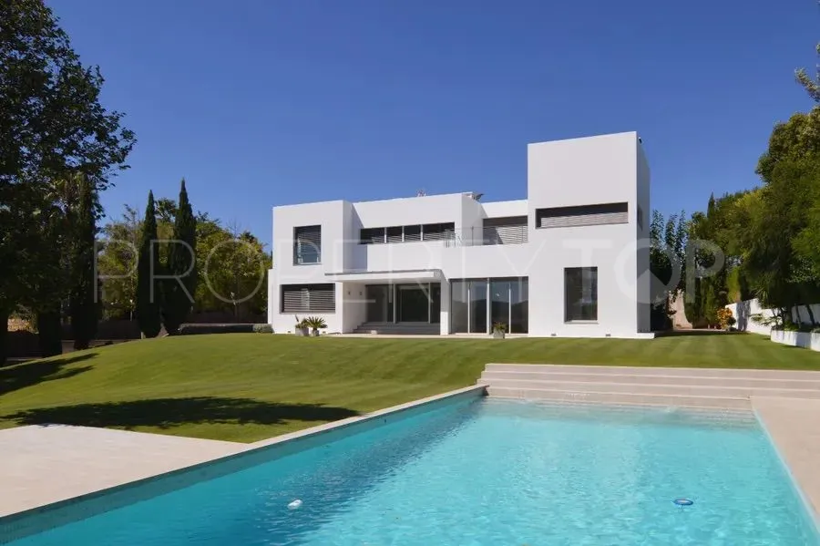 Comprar villa con 5 dormitorios en Sotogrande Alto