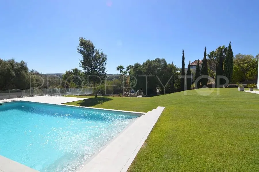 Comprar villa con 5 dormitorios en Sotogrande Alto