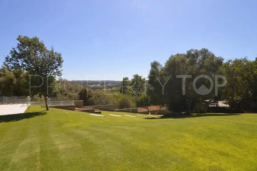 Comprar villa con 5 dormitorios en Sotogrande Alto