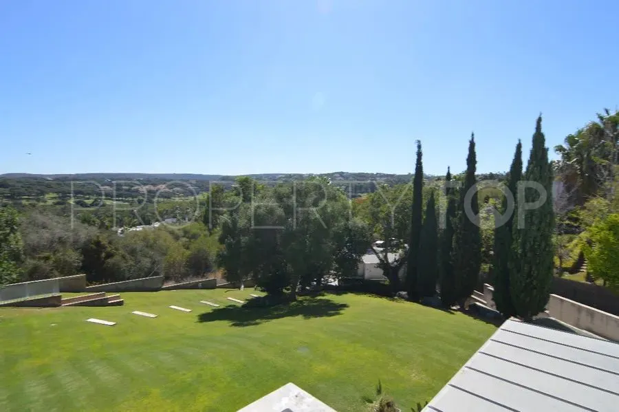 Comprar villa con 5 dormitorios en Sotogrande Alto