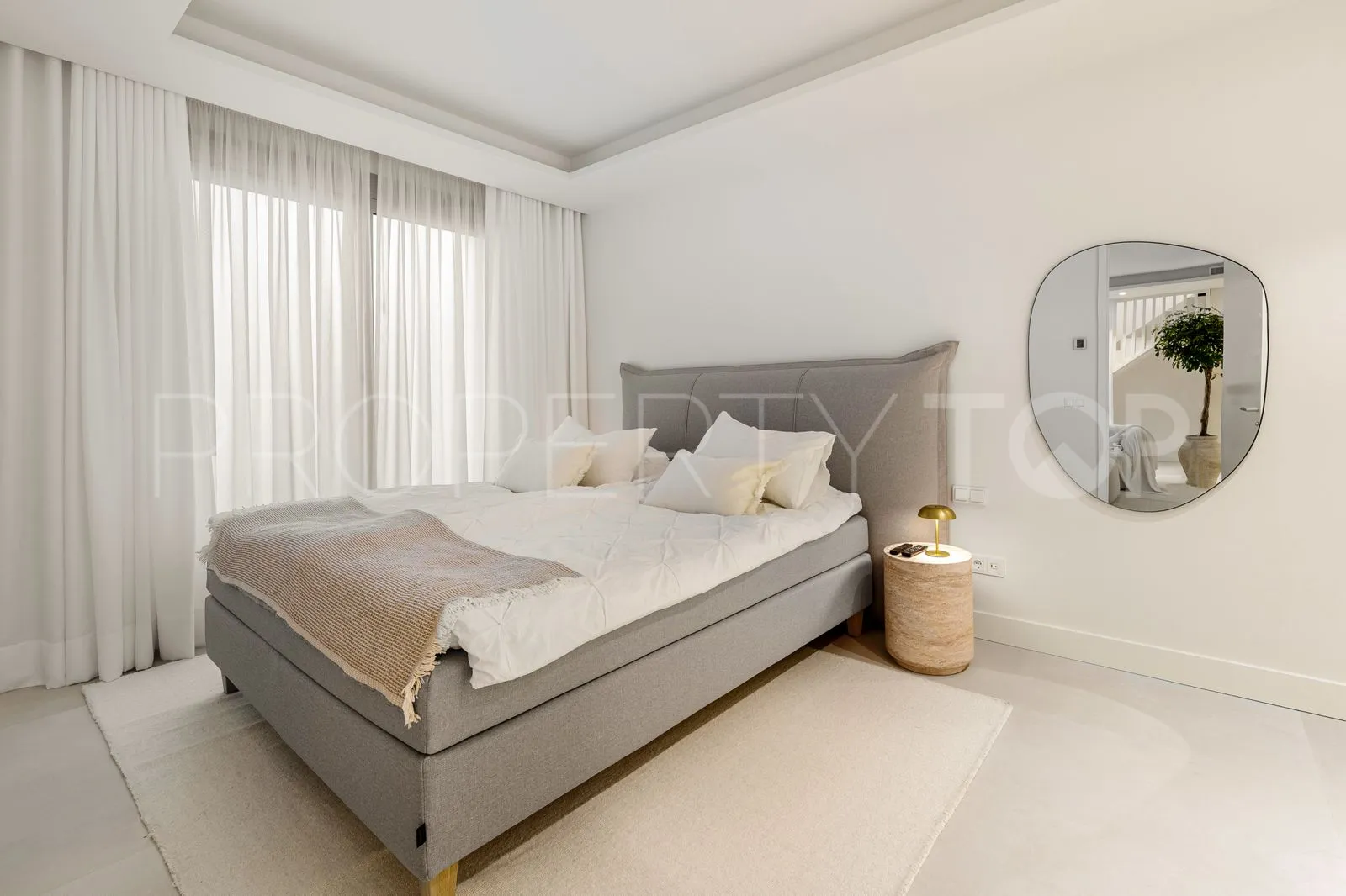 Duplex en venta con 4 dormitorios en Golden Mile