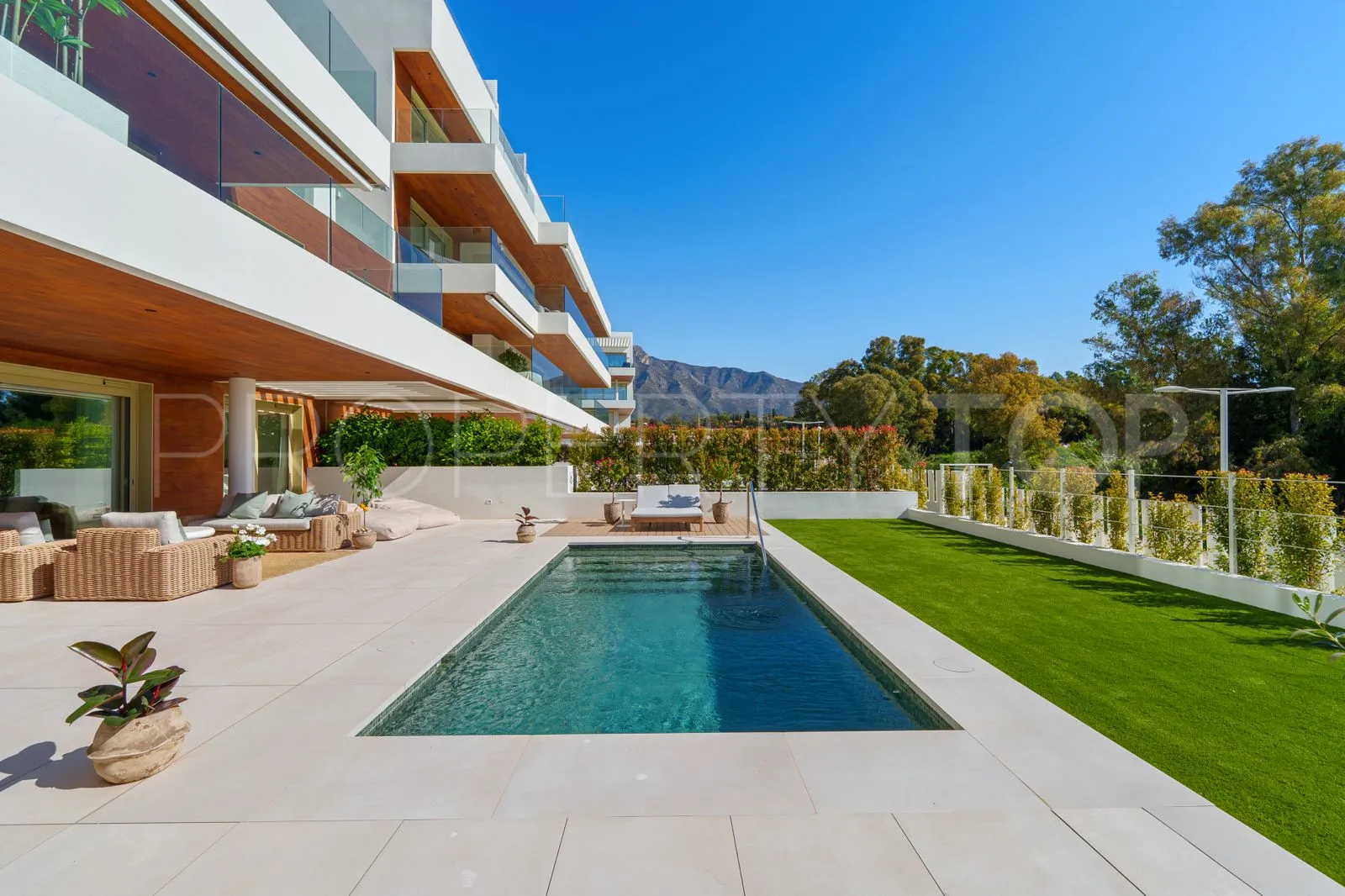 Duplex en venta con 4 dormitorios en Golden Mile