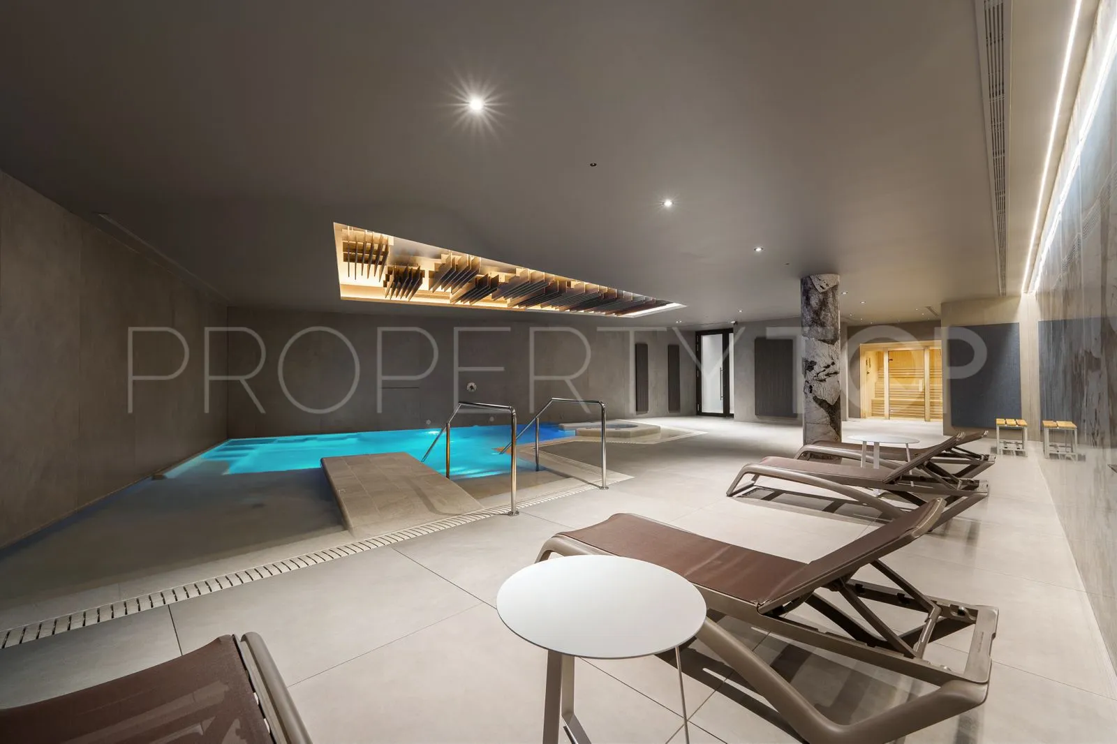 Duplex en venta con 4 dormitorios en Golden Mile