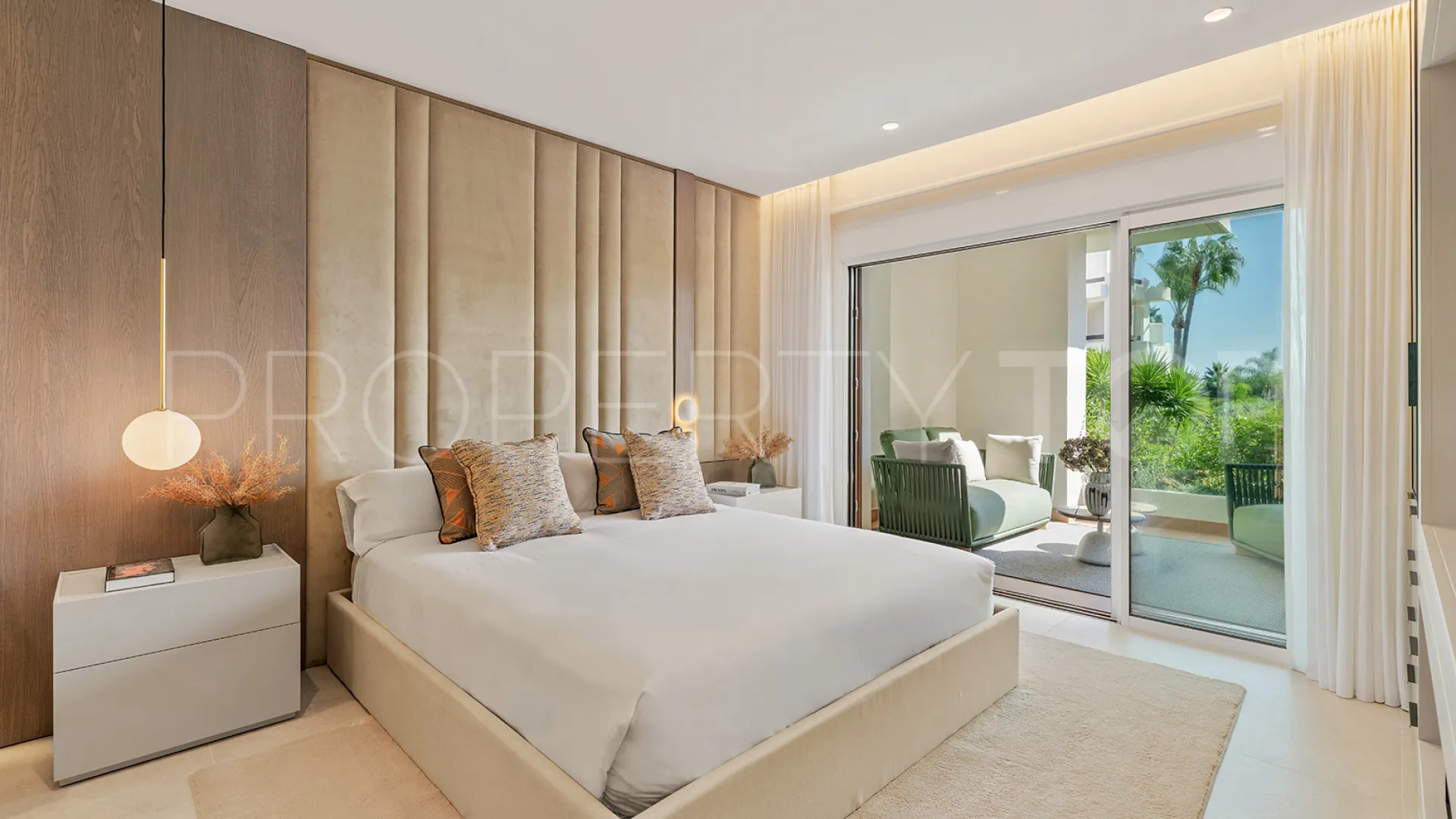 For sale New Golden Mile ground floor apartment with 3 bedrooms