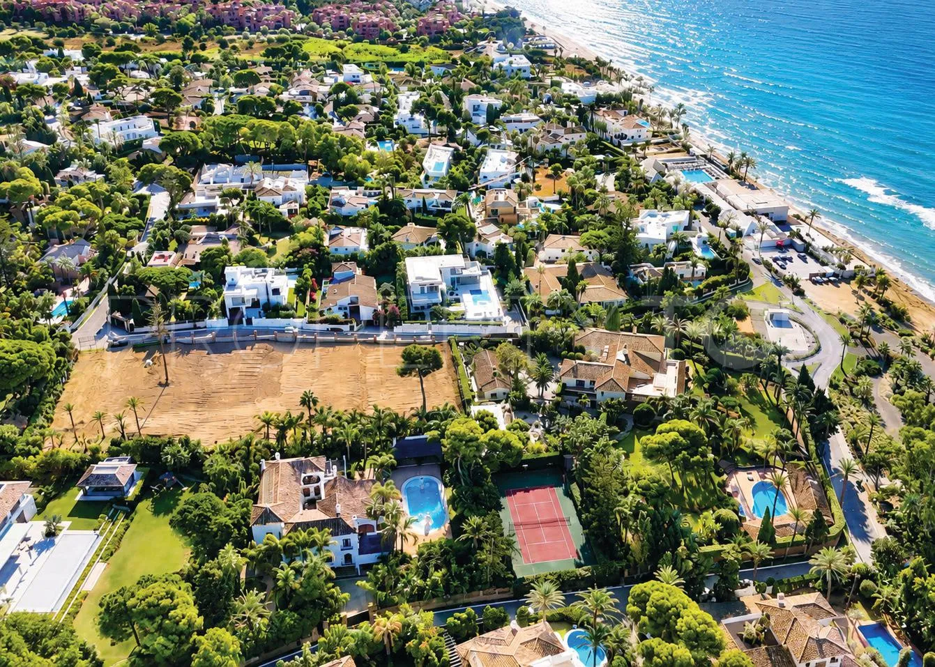 Parcela en venta en Los Monteros