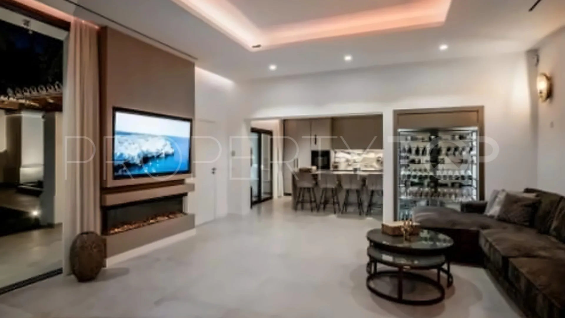 6 bedrooms villa for sale in Nagüeles