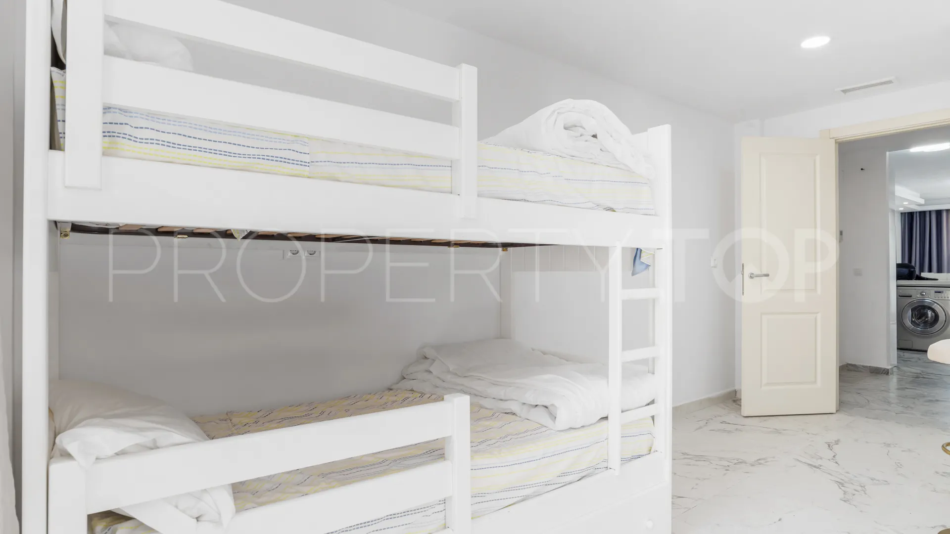 For sale Las Brisas ground floor apartment
