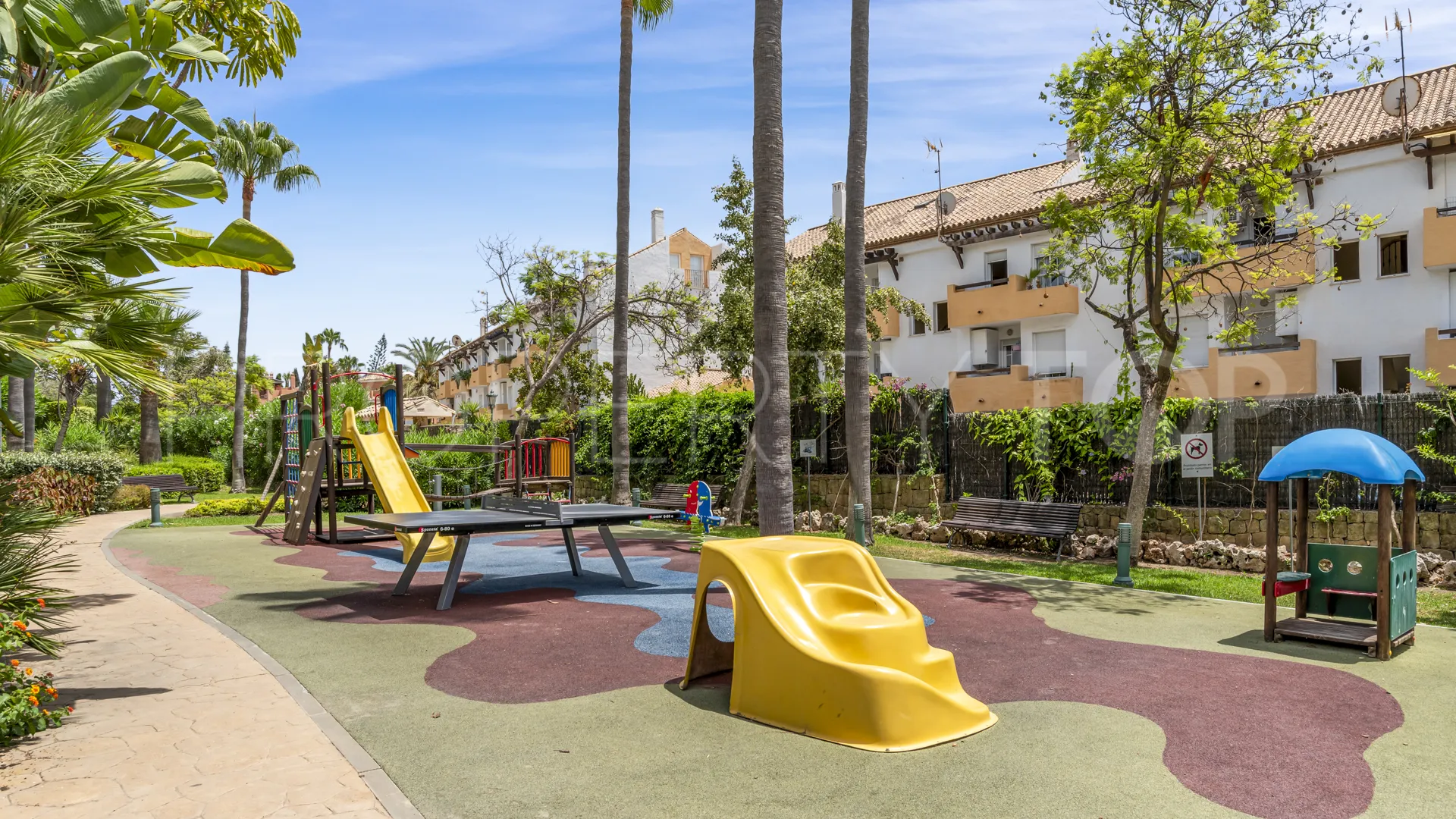 For sale Las Brisas ground floor apartment