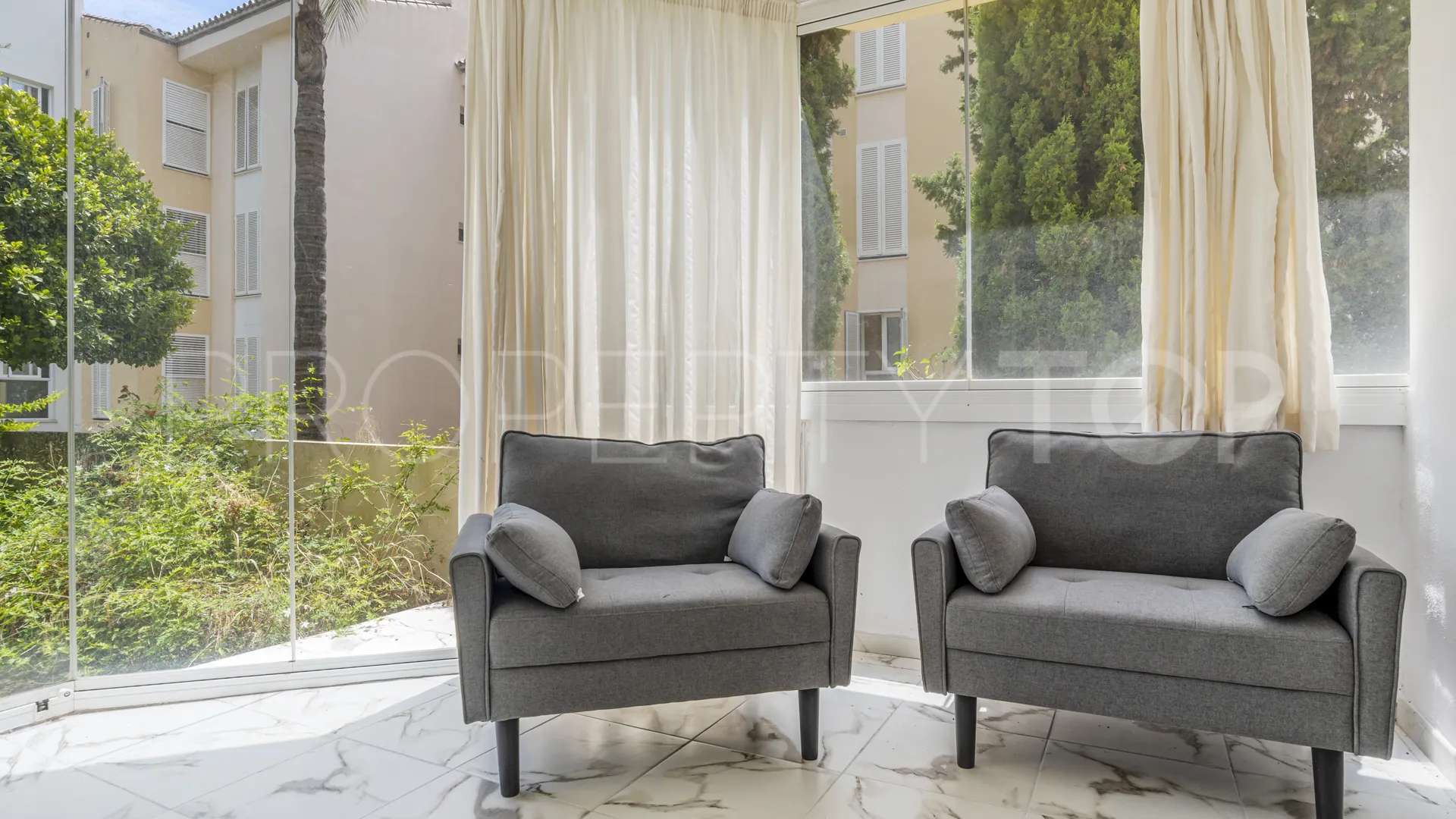 For sale Las Brisas ground floor apartment