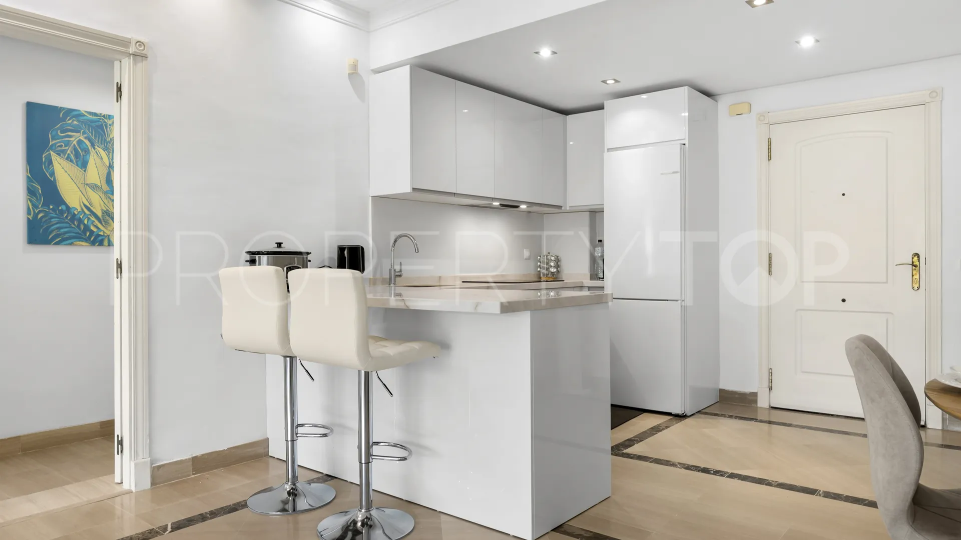 Comprar apartamento planta baja en Bahia de Marbella