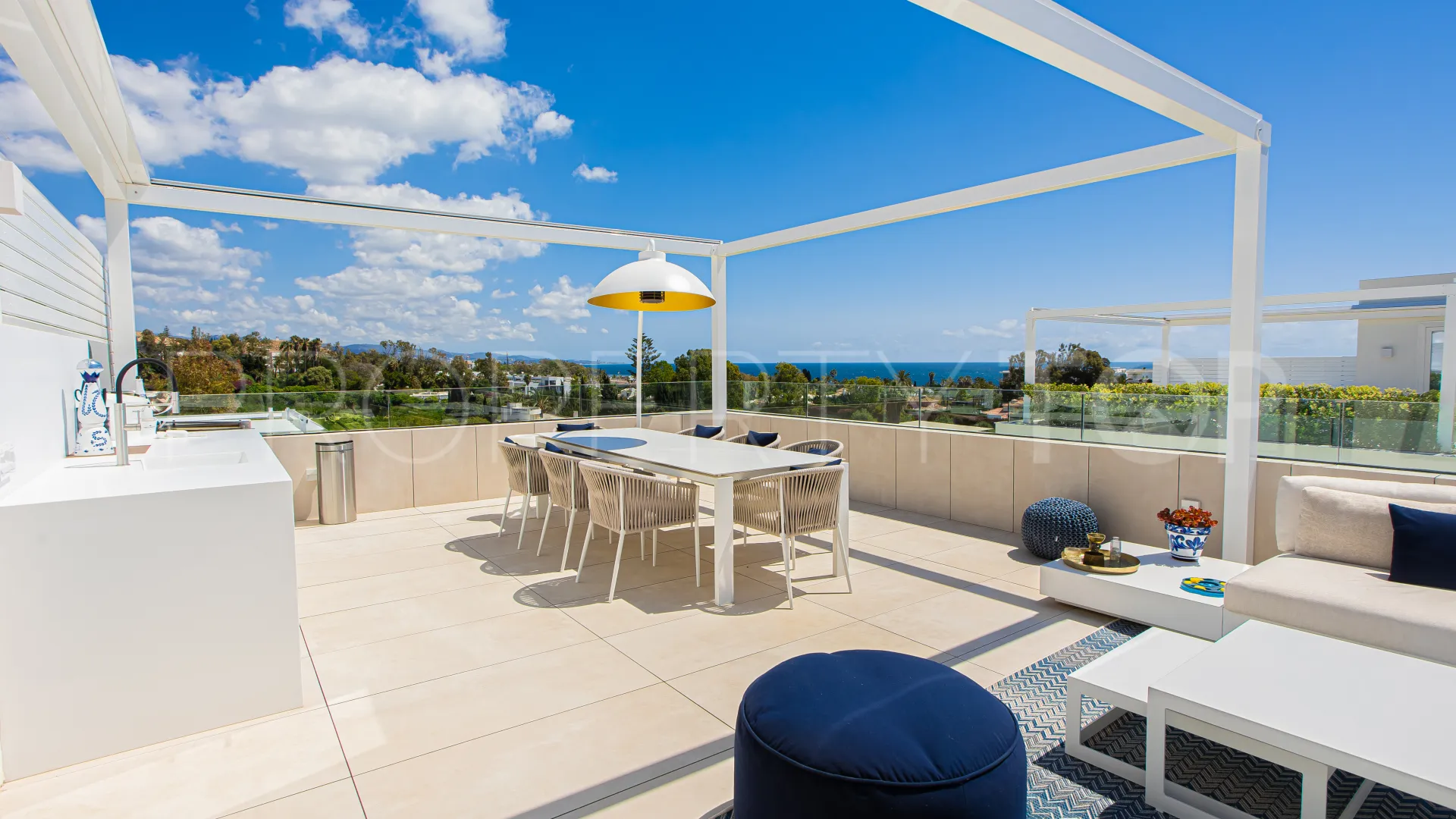 Penthouse with 3 bedrooms for sale in Benalús