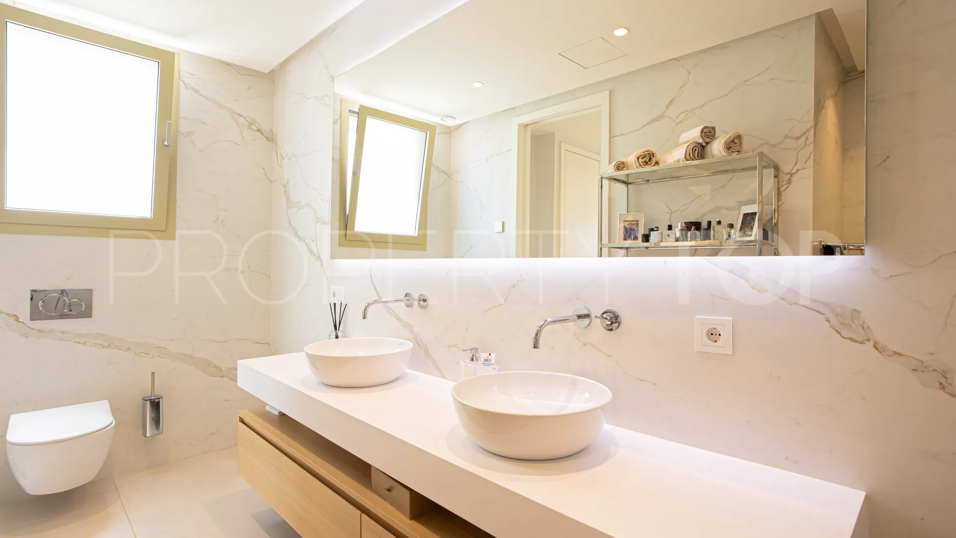 Penthouse with 3 bedrooms for sale in Benalús