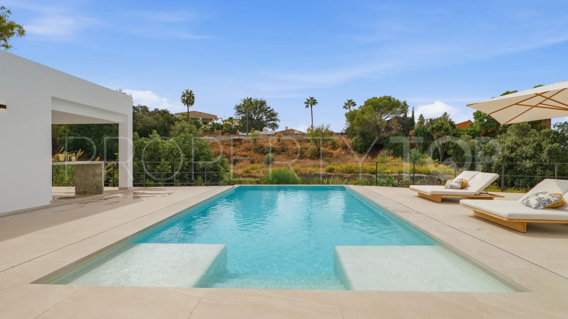 For sale villa in El Rosario with 5 bedrooms