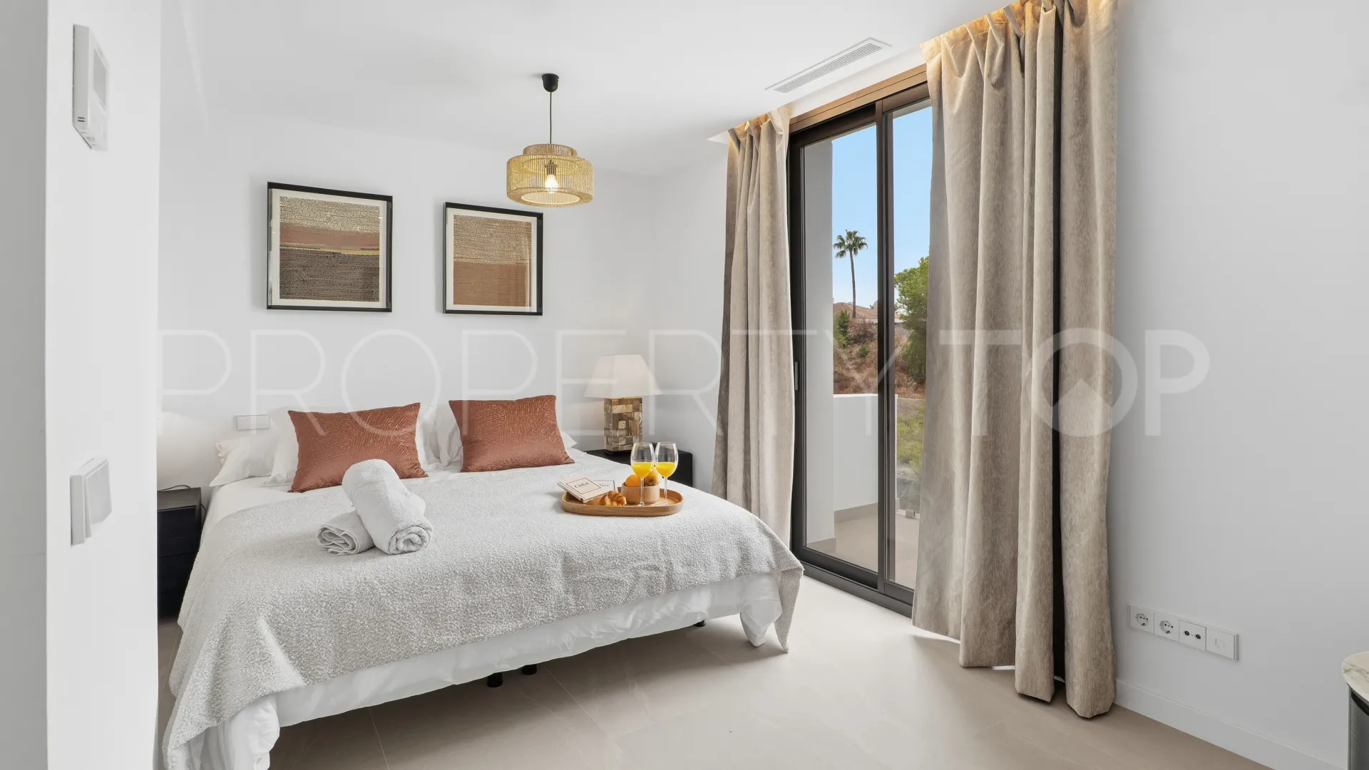 For sale villa in El Rosario with 5 bedrooms