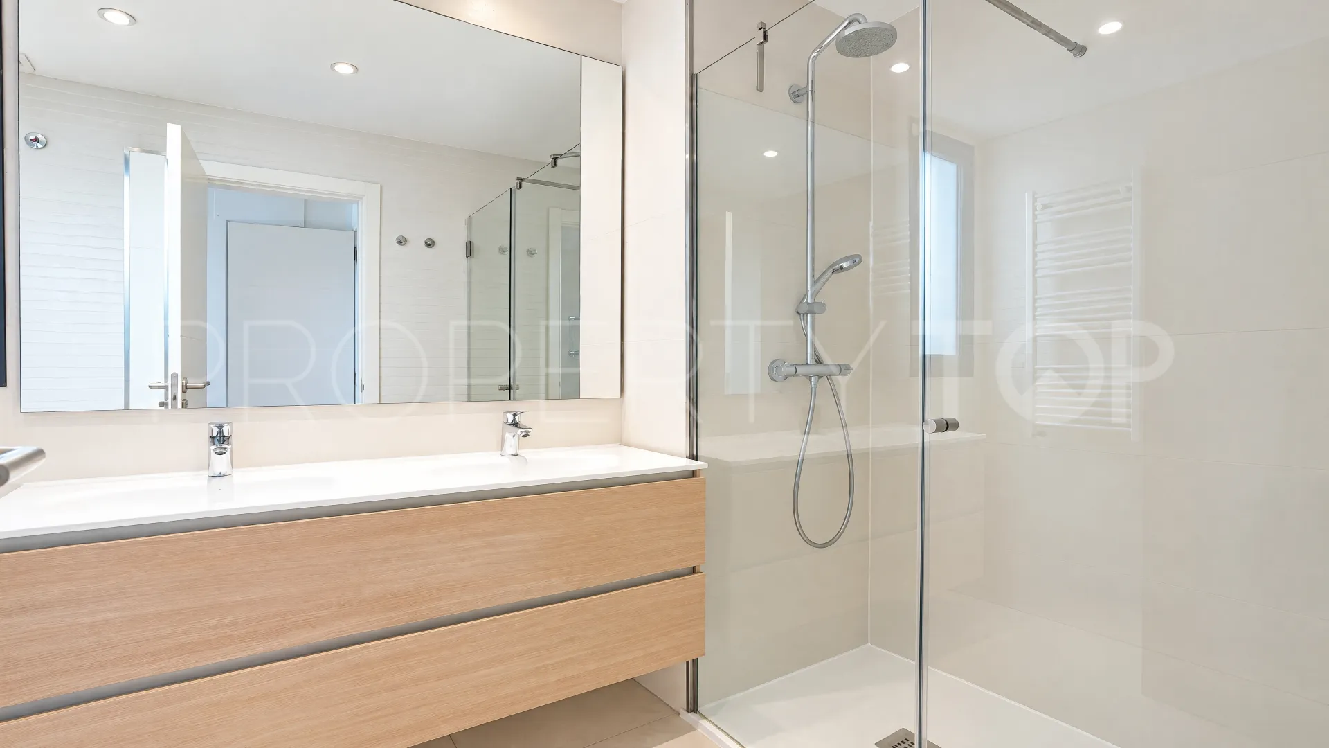 For sale ground floor apartment in Atalaya
