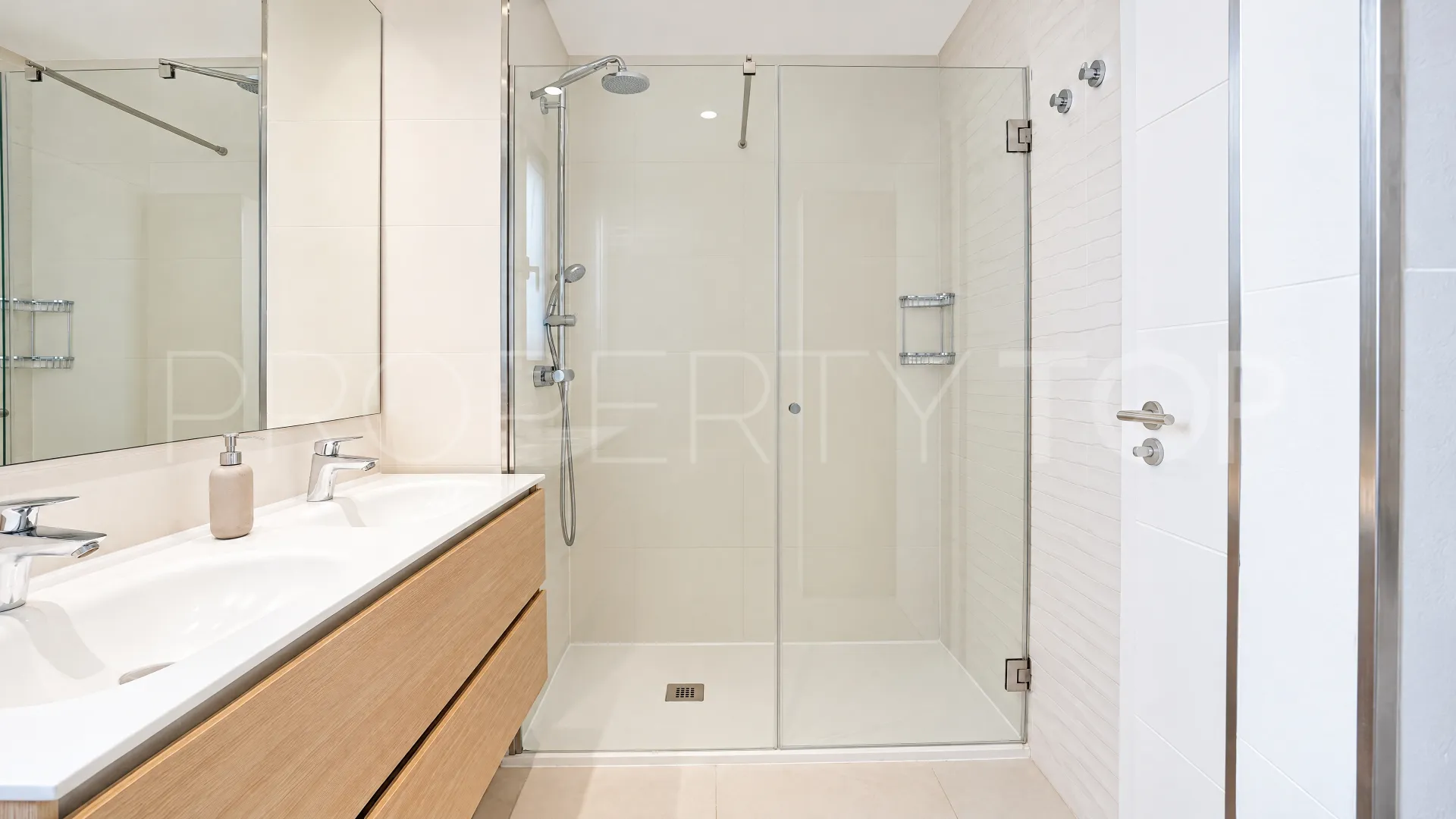 For sale ground floor apartment in Atalaya
