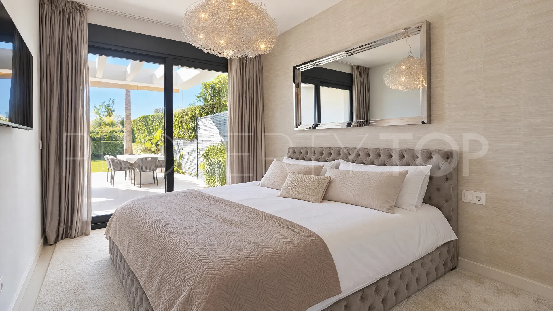 For sale ground floor apartment in Atalaya