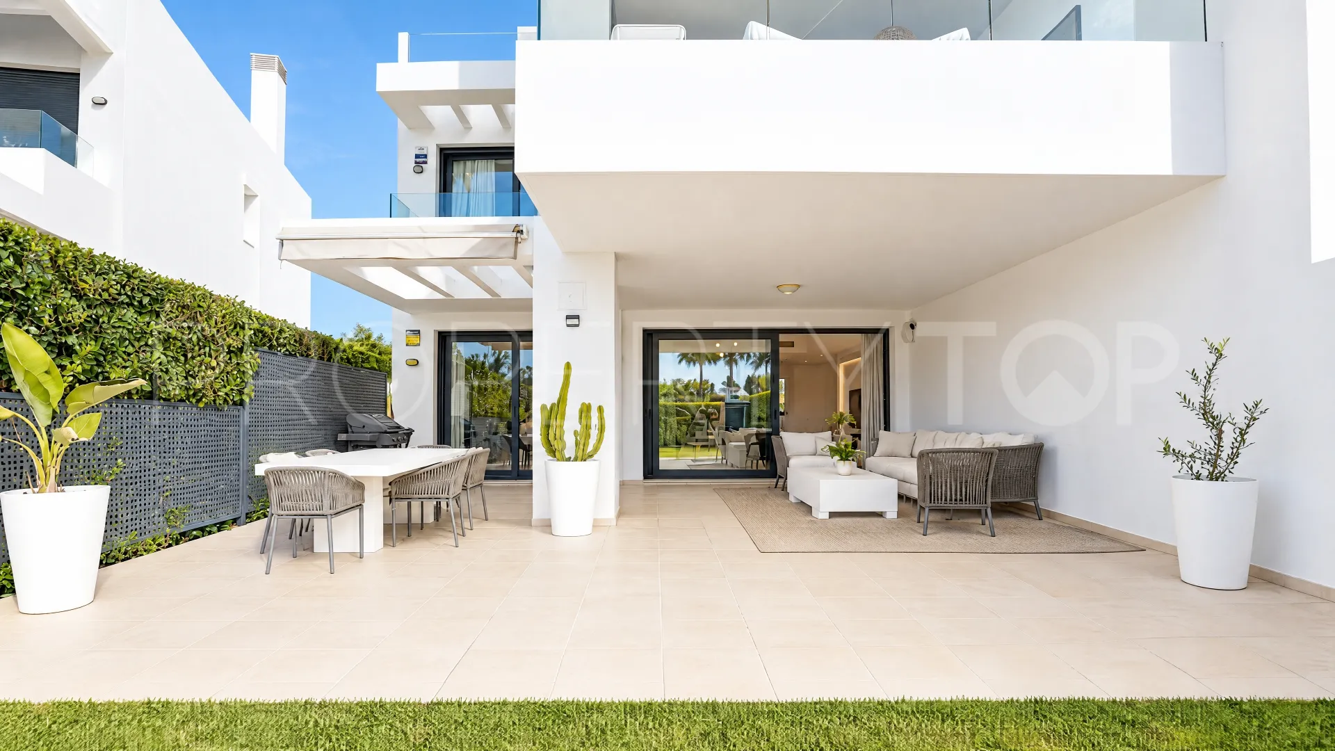 For sale ground floor apartment in Atalaya