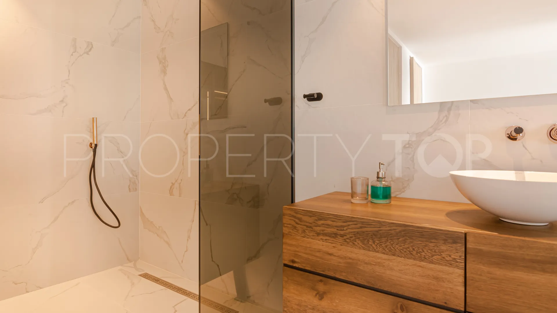 Paraiso Alto, casa de 6 dormitorios en venta