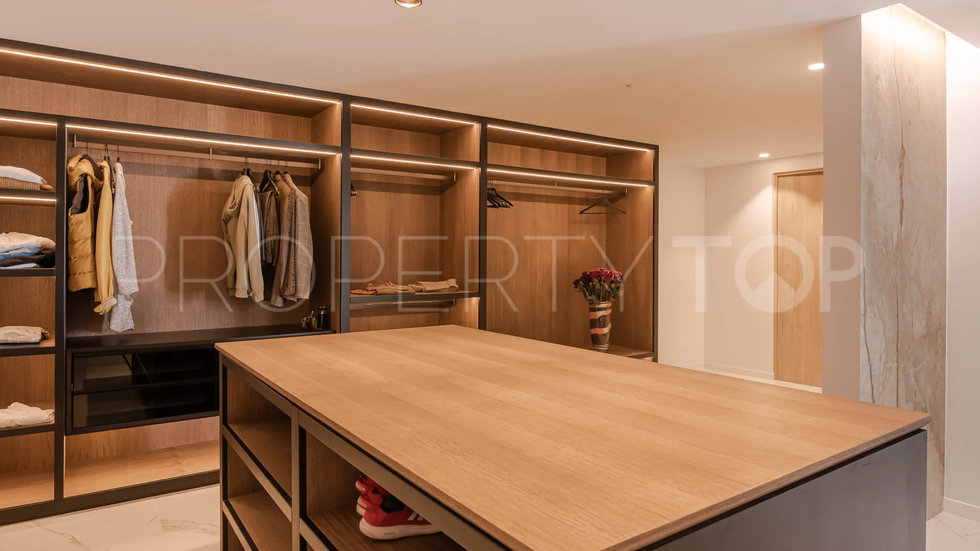 Paraiso Alto, casa de 6 dormitorios en venta