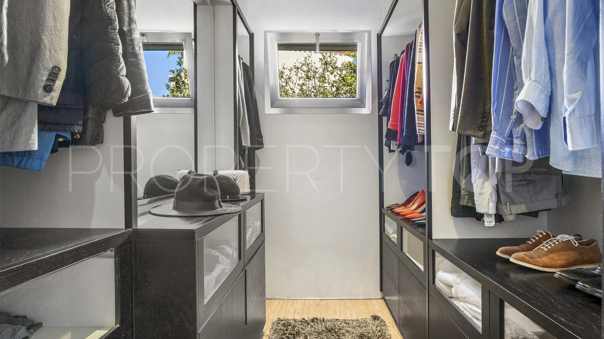 Nueva Andalucia, villa en venta