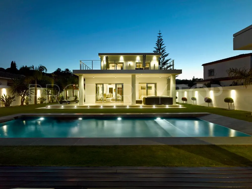 Nueva Andalucia, villa en venta