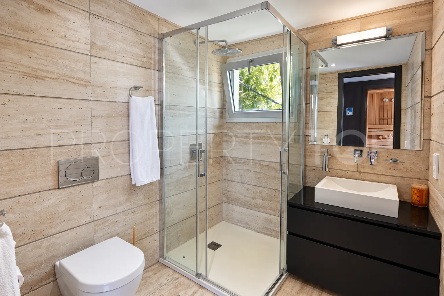 4 bedrooms Nueva Andalucia villa for sale