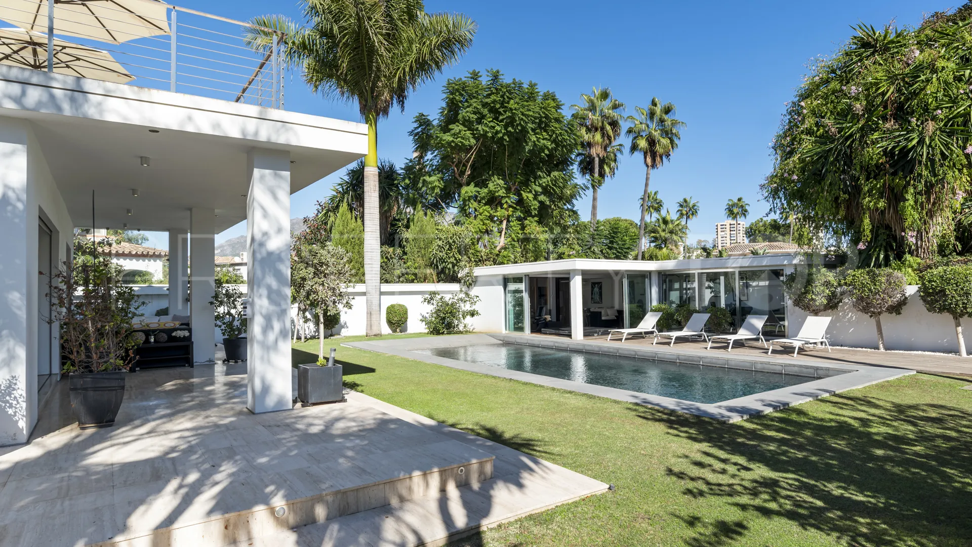 Nueva Andalucia, villa en venta