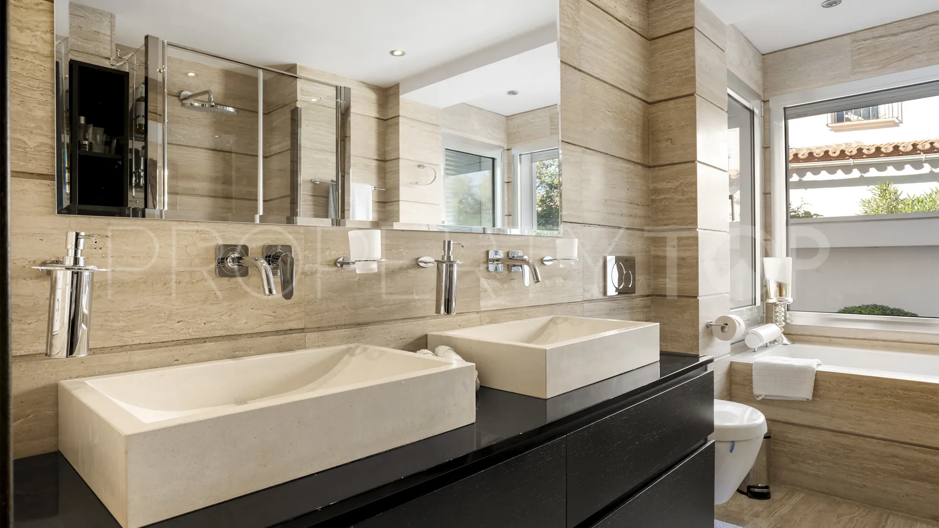 Nueva Andalucia, villa en venta
