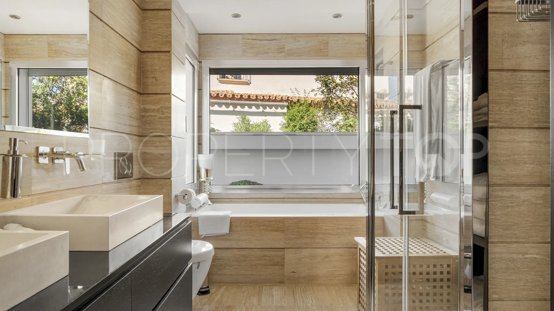 Nueva Andalucia, villa en venta