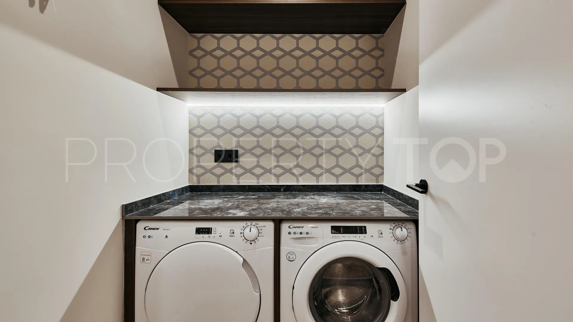 3 bedrooms Castellana flat for sale