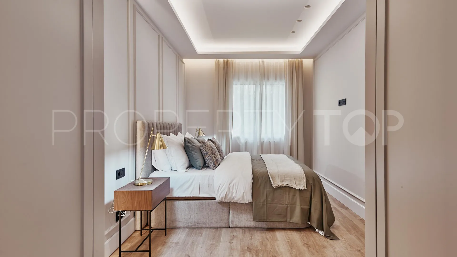 3 bedrooms Castellana flat for sale