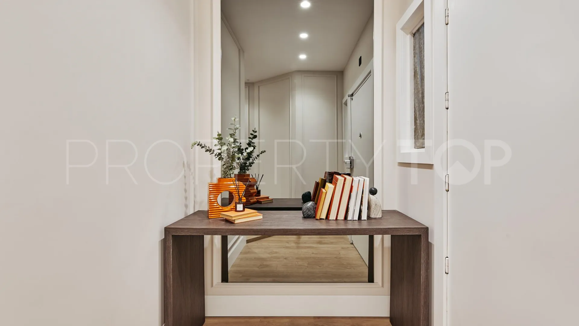 3 bedrooms Castellana flat for sale
