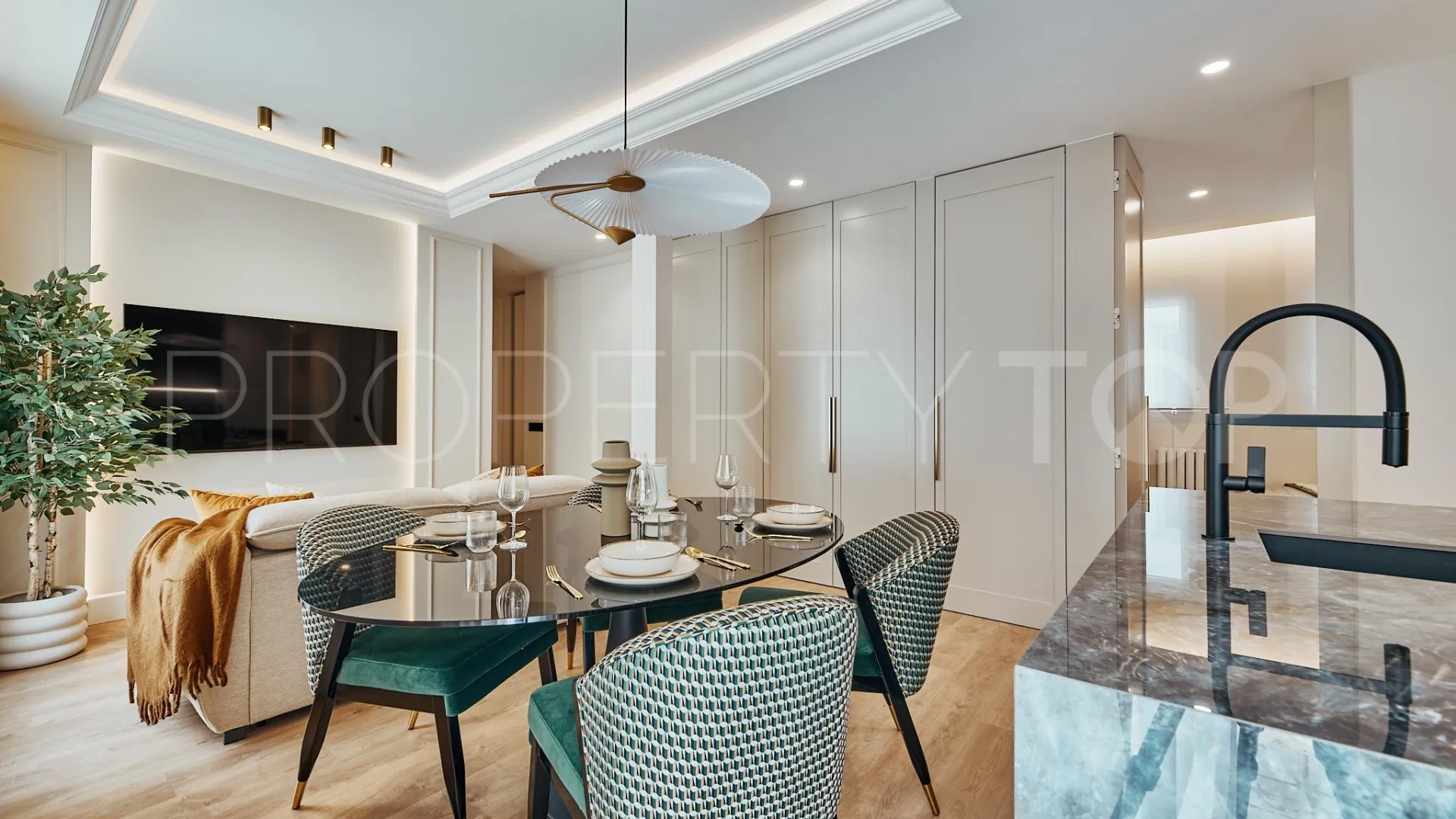 3 bedrooms Castellana flat for sale