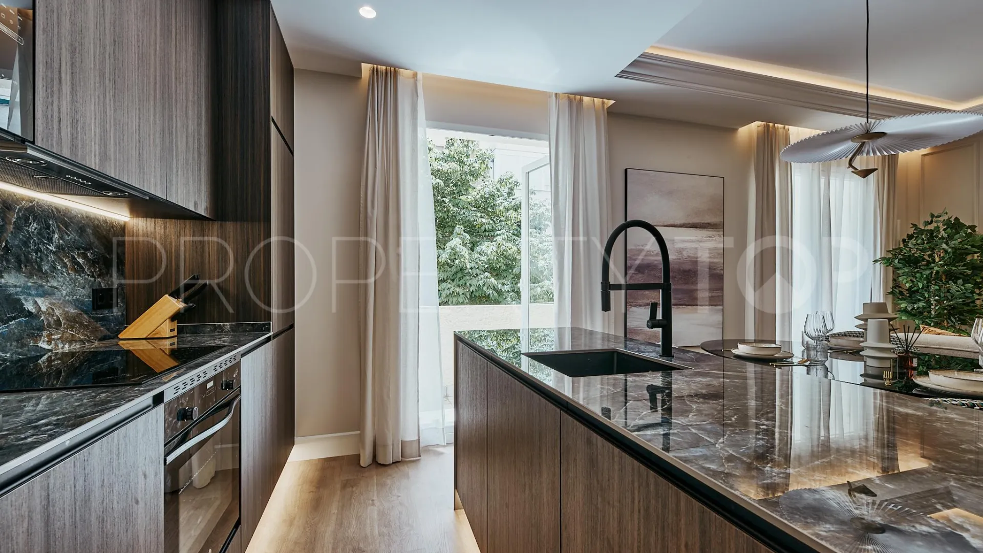 3 bedrooms Castellana flat for sale