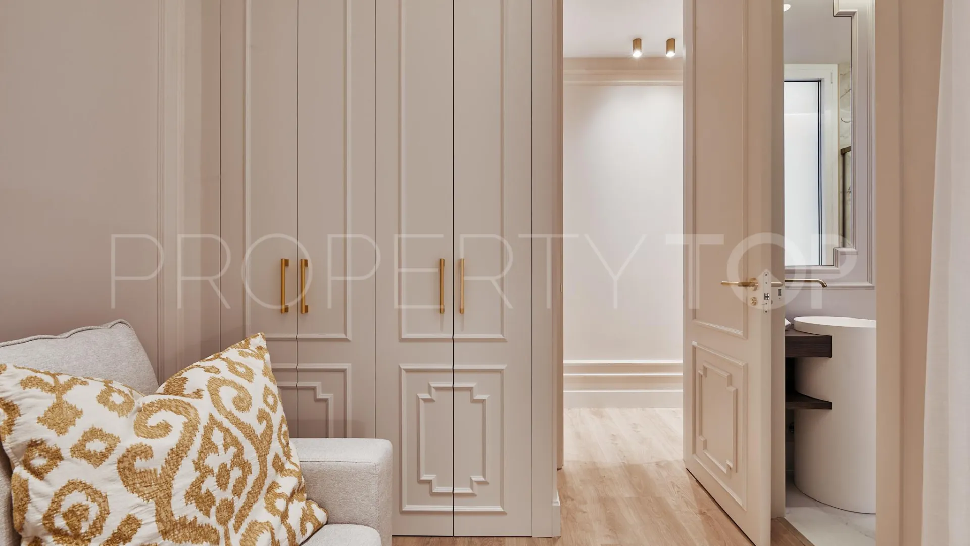 Apartamento en venta con 5 dormitorios en Chueca-Justicia