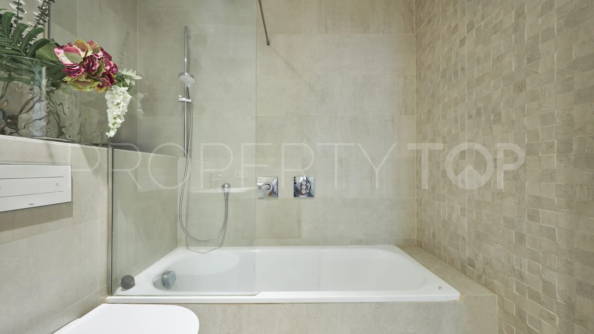 For sale apartment in Malasaña-Universidad with 2 bedrooms