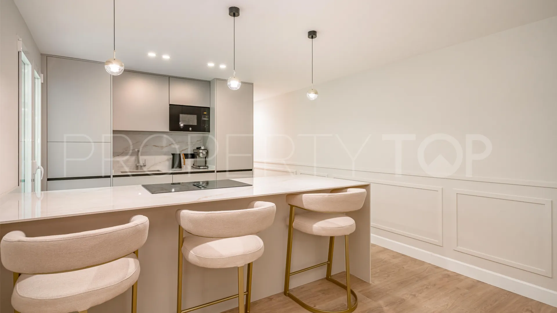 Goya, duplex con 2 dormitorios en venta