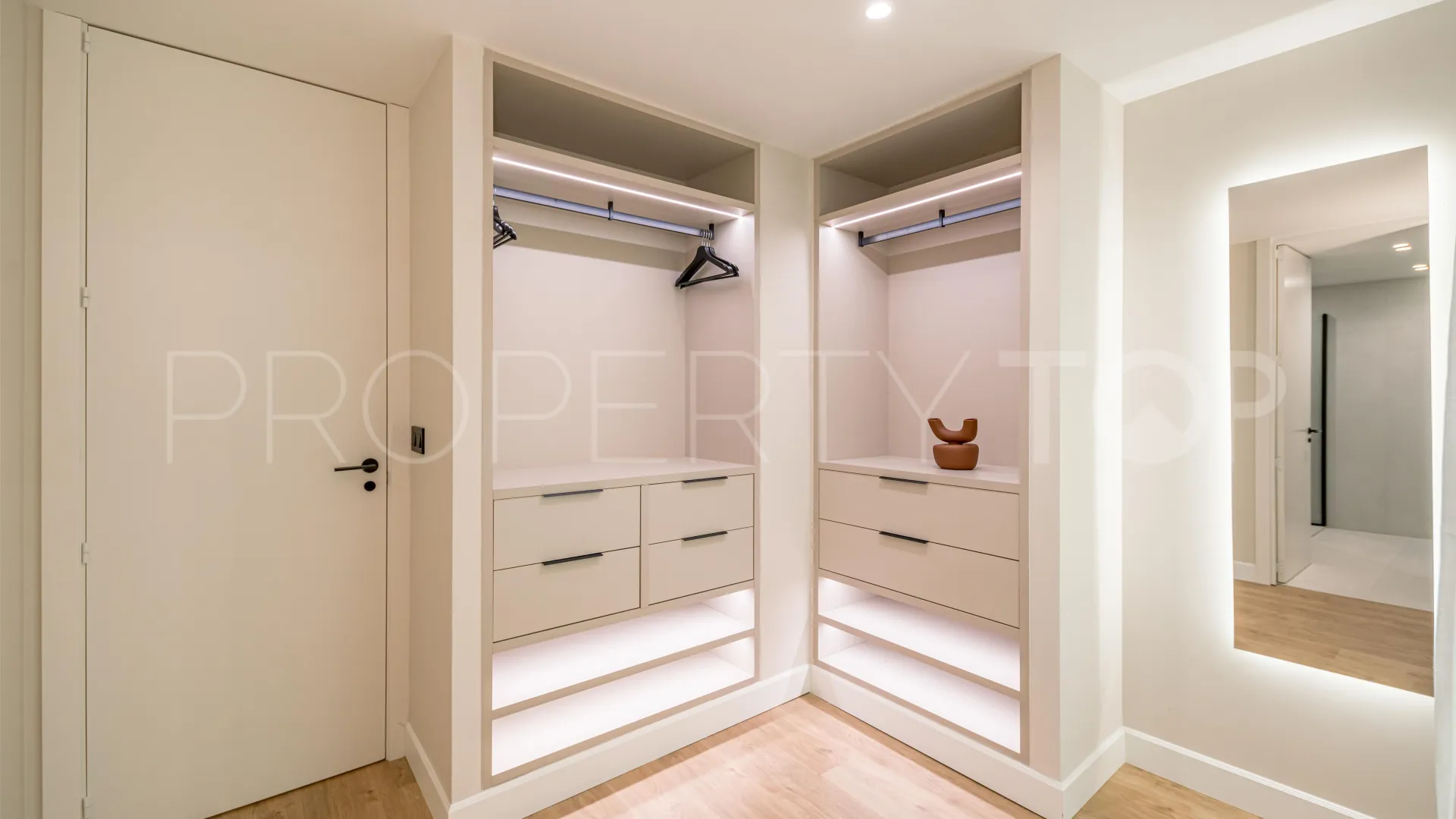 Goya, duplex con 2 dormitorios en venta