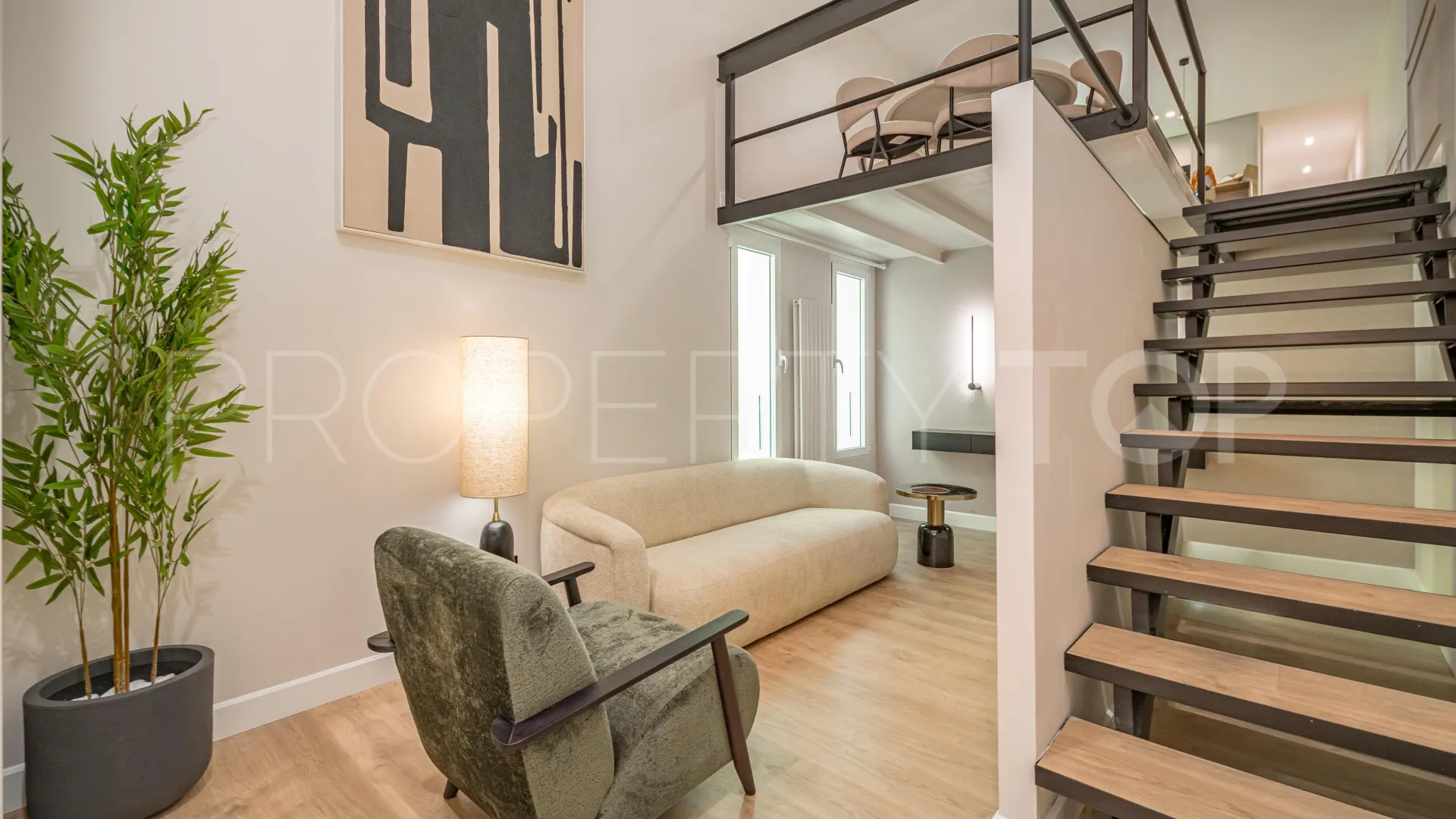 Goya, duplex con 2 dormitorios en venta