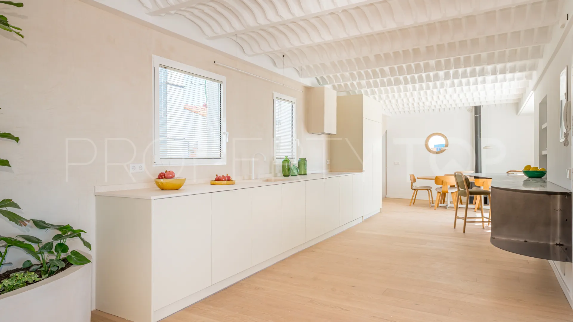 Se vende piso de 4 dormitorios en Madrid - Centro